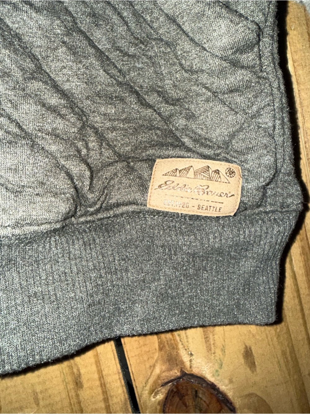 Eddie Bauer Quilted Crewneck Sweatshirt - Gray - Picture 2 of 4